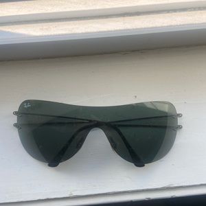 Black ray ban shield sunglasses